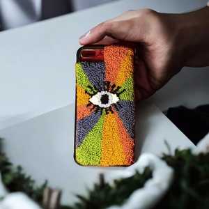 เคสโทรศัพท์ผ้าฝ้ายปักลายทำมือ ประดับลูกปัด ลายดอกเดซี่ ปลาดาว ดีไซน์สีสันสดใส ลายดอกไม้เย็บติดรูปทรงสี่เหลี่ยมผืนผ้า - Product Image 5