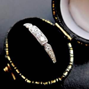 Anillo de Boda Vintage Art Deco con Diamantes y Moissanita, Anillo de Compromiso Apilable para Mujer en Oro Rosa - Product Image 4