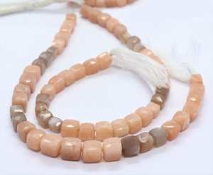 Cuentas facetadas de piedra lunar natural AAA en forma de cubo, 5.5-6.5 mm, gemas de piedra lunar en forma de caja 3D, 8 pulgadas, para fabricación de joyas al por mayor - Product Image 1