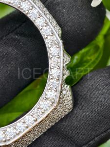 Boîtier de montre haut de gamme entièrement pavé de pierres avec lunette géométrique – Accessoire de montre de luxe personnalisé style Hip Hop - Product Image 4
