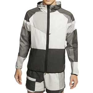 Conjunto Corto Cortavientos al por Mayor 2026 para Hombre, 100% Poliéster, Estilo Urbano, Chaqueta con Cremallera de Nylon y Pantalones Cortos de Dos Piezas con Logotipo Personalizado - Product Image 5