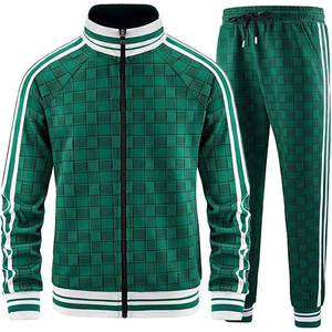 Survêtement de sport en gros d'usine avec ensemble assorti, tissu doux, survêtement athlétique personnalisé - Product Image 6