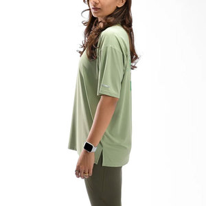 เสื้อยืดออกกำลังกายขายดี ออกแบบเองได้ ทรงโอเวอร์ไซส์ ระบายอากาศดี ทรงยาวพิเศษ ไซส์ใหญ่ ไหล่ตก ผ้าฝ้าย 100% สำหรับออกกำลังกาย - Product Image 2