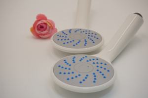 Ducha de Mano Minimalista Blanca de ABS con Función de Rociado Único, Montaje en Pared para Baño - Product Image 5