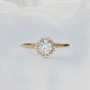 Floral 1.00CT Round Cut Diamond Cluster Wedding <b>Ring</b> 14K Yellow Gold Classic Design for Women's Party Gift For Lovers - Product Image 1