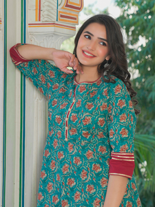 Kurta Anarkali à imprimé floral Kantha, en coton, couleur turquoise, style évasé, ethnique, traditionnel, décontracté, été, séchage rapide, matériaux recyclés, pour femmes - Product Image 2