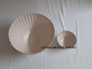 Elegant Silver Scalloped Compote Bowl <b>Mirror</b> Finish Metal Flower Urn Modern Decorative Ribbed Pedestal Planter Flower Pot - Product Image 6