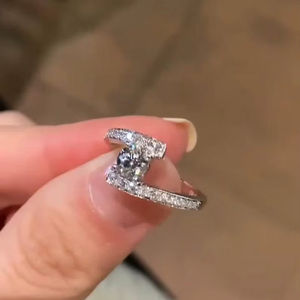 Anillo de compromiso de diamante cultivado en laboratorio con banda abierta, corte redondo, de oro macizo de 10K, joyería de regalo para pareja, regalo sorpresa. - Product Image 1