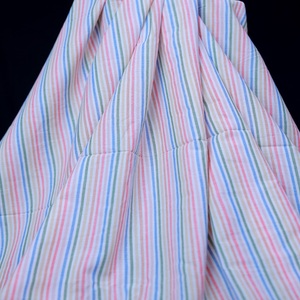 Tissu en coton Khadi tissé de haute qualité pour coussins faits à la main - Poids moyen naturel, respectueux de l'environnement - Product Image 1