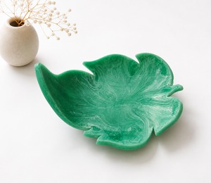 Bol en résine moderne fait main, centre de table décoratif pour la présentation de fruits, comptoir de cuisine et idées de décoration intérieure - Product Image 6