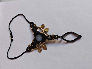 Pulsera de Macramé Negra Hecha a Mano con Piedra Lunar, Ajustable, Estilo Boho, Étnica, Curativa, Joyería de Declaración, Venta al por Mayor - Product Image 1
