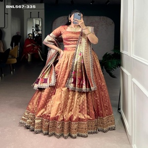 Lehenga-Choli évasé en organza de qualité supérieure avec motif tissé Zari et bordure en dentelle, et dupatta en soie jacquard – Mode féminine - Product Image 1