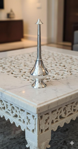 Pulvérisateur d'eau de rose Gulab Pash en métal argenté, décoratif floral traditionnel, récipient décoratif traditionnel pour eau de rose - Product Image 4