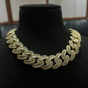 18mm Diamond Silver Men’s Moissanite <b>Chains</b> <b>Iced</b> <b>Out</b> 925 Diamond Cuban Link <b>Chain</b> with VVS Clarity from Indian Supplier. - Product Image 1