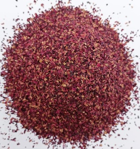 Grandes fleurs décoratives en vrac de matériel naturel de pétales de rose séchés rouges pour des occasions de Noël - Product Image 4