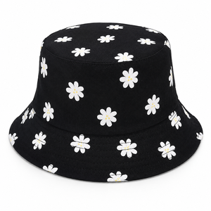 Sombrero de Pescador Floral Negro al por Mayor con Estampado de Flores Blancas, Unisex, Ligero, para Verano, Playa, Viajes y Protección Solar - Product Image 4