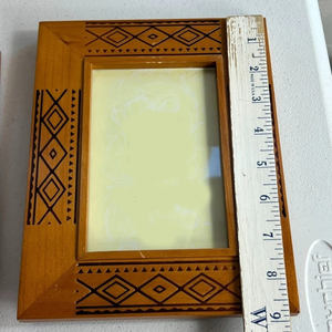 Marco de Fotos de Madera Sólida Hecho a Mano de Primera Calidad, Elegante Exhibición de Sobremesa para Hogar, Oficina, Sala de Estar, Decoración Clásica Moderna Rústica Premium - Product Image 3