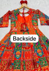 Ensemble Anarkali de Luxe pour Femme : Robe, Pantalon et Dupatta avec Broderie et Imprimé de Haute Qualité, Idéal pour les Fêtes de Diwali, Disponible en Gros - Product Image 6