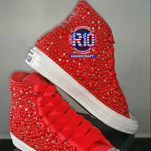 Baskets montantes personnalisables en toile pour femme, ornées de perles rouges, de strass et de paillettes de diamant, chaussures de soirée et de mariée - Product Image 1