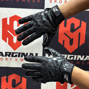 Guantes de Receptor de Fútbol Americano Personalizados en Color Negro, con Agarre de Palma de Alta Elasticidad, Guantes de Lineman de Fútbol Americano y Rugby con Logotipo - Product Image 1
