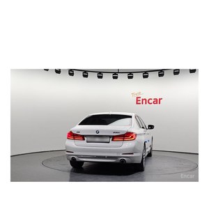 BMW Serie 5 530i XDrive Luxury Plus, Julio 2019, 70,650 km, Volante a la Izquierda, Caja de Cambios Automática, Asientos de Cuero, Emisión Euro V, Trasero - Product Image 4