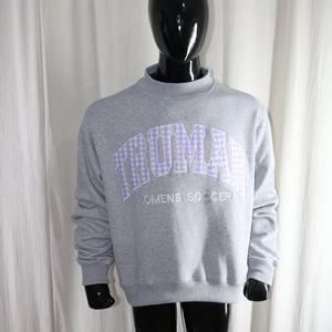 Sudadera TRUMAN con cuello simulado, 450 GSM, nombre personalizado, bordado en aplique, corte holgado, 100% algodón, felpa francesa. - Product Image 3