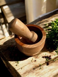 Ensemble mortier et pilon en bois, fabriqué à la main pour broyer les herbes et les épices, outil manuel durable - Product Image 5