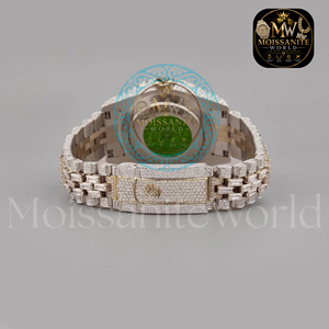 Montre unisexe haut de gamme avec cadran en diamant glacé, bracelet en acier inoxydable personnalisable, verre saphir, résistance à l'eau 10 bars, fabriquée par un fabricant - Product Image 2