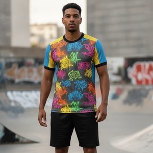 Vente en gros d'uniformes de football personnalisés, maillots de football pas chers, vêtements d'entraînement pour équipes, vêtements de sport de haute qualité - Product Image 1