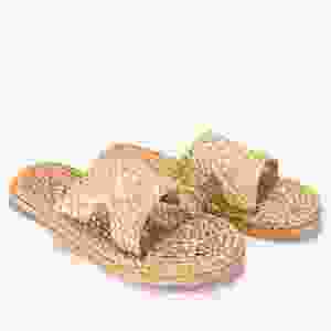 Sandalias de Jacinto de Agua Hechas a Mano en Vietnam, Ecológicas, con Diseño Abierto y Elegante, Sostenibles, Cómodas y Reciclables, al Mejor Precio - Product Image 4