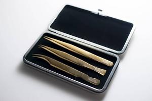 Organisateur de pinces à épiler pour extensions de cils en acier inoxydable durable VI-5138 avec pointe lisse pour cils et rangement de trousses à crayons - Product Image 2