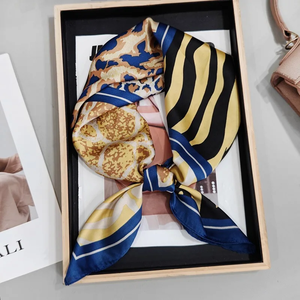 ผ้าพันคอพิมพ์ลายเสือดาวลายตาราง9ช่อง68ซม. สำหรับผู้หญิงผ้าพันคอผ้าไหมแบบบางผ้าคลุมไหล่อเนกประสงค์แนวย้อนยุคสำหรับฤดูใบไม้ผลิและฤดูร้อน - Product Image 5