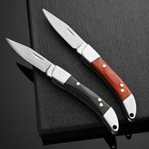 Navaja Plegable Compacta de Acero de Damasco con Hoja Clip Point de 11.2cm, Mango de Cadena con Perilla de Pulgar de Madera, EDC para Uso en Bolsillo, DIY, OEM - Product Image 5
