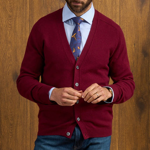 Logos brodés B2B sur des pulls à col en V de haute qualité pour les sororités/fraternités/écoles/collèges/universités, logos sur les cardigans - Product Image 5
