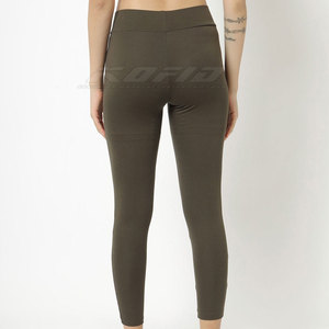 Leggings cómodos de cintura alta para mujer, elásticos, ajustados, transpirables, para yoga, ropa informal, ropa deportiva, adecuados para el entrenamiento diario - Product Image 3