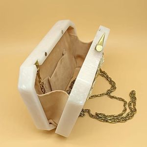 Pochette de mariage pour femmes en résine, design simple, couleur et taille personnalisables, livraison rapide - Product Image 3