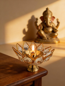 Porte-bougie en métal Crystal Lotus Diya, forme ronde, art populaire, lampe élégante, décoration d'intérieur, temple, Puja, festival, décoration de mariage - Product Image 6