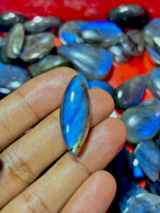 Vente chaude AAA Grade Lâche Naturel Bleu Labradorite Cabochons Guérison Cristal Pierre Précieuse Divers Mélange Formes Tailles pour Pierre Précieuse - Product Image 3