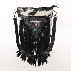 Bolso cruzado occidental hecho a mano para mujer, flecos de cuero de gamuza bohemio con parche floral, monedero de transporte oculto para mujer - Product Image 5