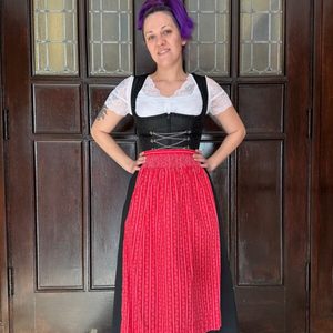 Women's Bavarian Style Dirndl Dress Maxi Length <b>Red</b> Pleated A-Line Vintage Folk Costume Short Sleeve High Waist Jewel Neck - Product Image 1