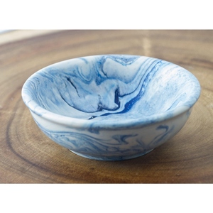 Tazón para Servir Hecho a Mano, Ecológico, No Tóxico, con Diseño de Espiral Azul, para Decoración del Hogar y Fiestas - Product Image 1