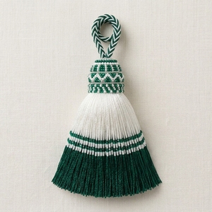 Custom Logo Tassel High Quality Handmade Decorative Tassel with OEM Size Private Label Wholesale Supplier Services - Product Image 1