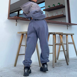 Conjunto Deportivo Personalizado Transpirable de Talla Grande con Estampado de Camuflaje para Mujer, Sudadera con Capucha y Pantalones Deportivos - Product Image 1