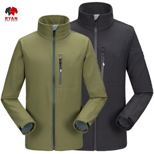 แจ็คเก็ตซอฟต์เชลล์ดีไซน์พิเศษสำหรับผู้ชายจาก Ryan Pro Gear เนื้อผ้านุ่มสบาย ปิดด้วยซิป พร้อมโลโก้แบบกำหนดเอง คอตั้ง - Product Image 3