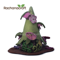 Toadstool en feutre moyen maison de fée Design médiéval imaginatif couleur vert marron pour enfants personnalisé noël maison hiver feutre décor