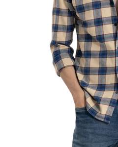 เสื้อเชิ้ตผู้ชายสีเบจและสีน้ำเงินลายสก็อต ผ้าฝ้าย แขนยาว ติดกระดุม ลำลอง ทรงพอดีตัว ผลิตตามสั่งจากโรงงาน OEM คุณภาพพรีเมียม สำหรับส่งออก - Product Image 5