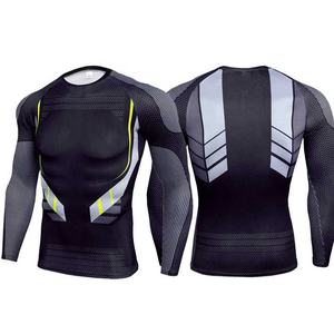 Rashguard personnalisé avec design et logo, rashguard respirant pour hommes, rashguards personnalisés respirants pour hommes - Product Image 1