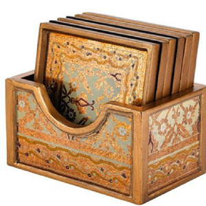 Juegos de posavasos florales vintage color crema con soporte de madera para casas clásicas, disponibles a precios de mayorista para cualquier propietario de tienda. - Product Image 4