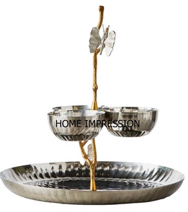 Bol décoratif de pièce maîtresse en métal à rayures de feuille Nickel et or bols de service populaires de nourriture et de dessert du fournisseur indien - Product Image 1