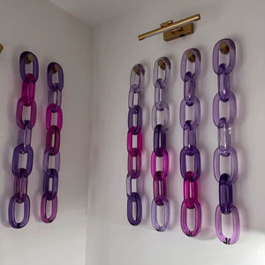 Sculpture murale en chaînes d'acrylique violettes, décoration en résine translucide pour la maison, le hall d'hôtel, le salon, la chambre à coucher - Product Image 1